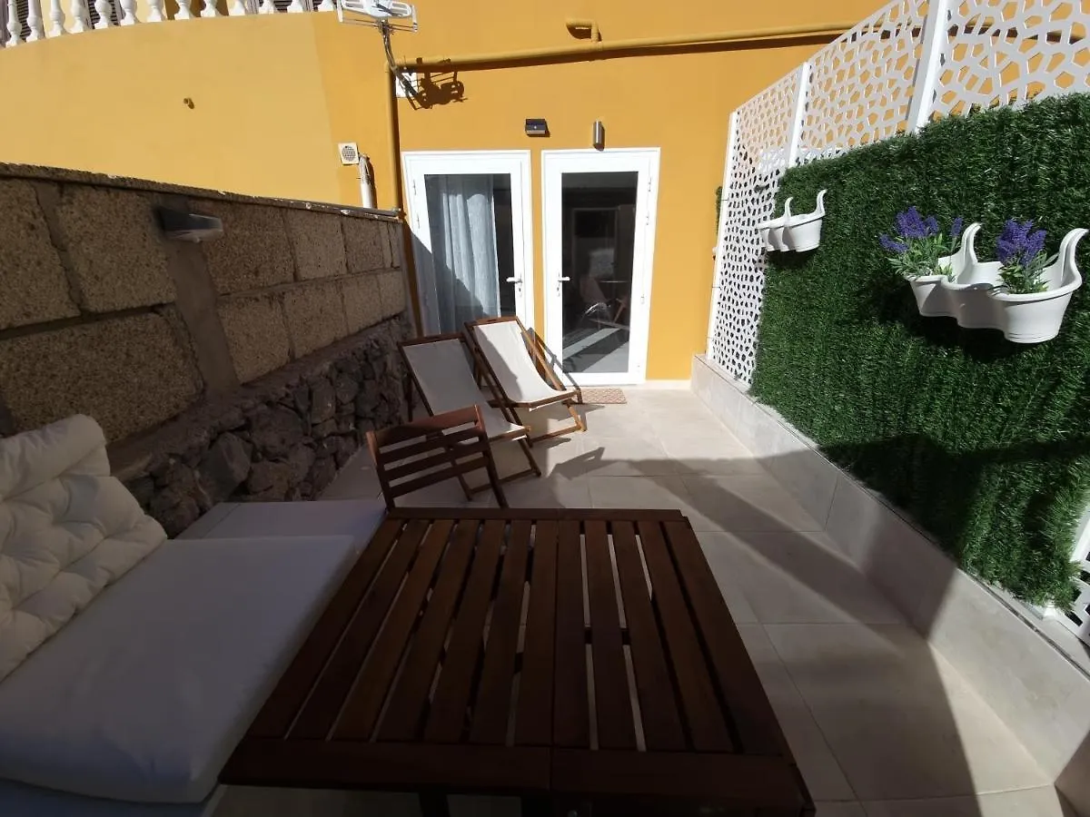 Chayofa,Apartamento De 1 Habitacion Con Piscina contacts